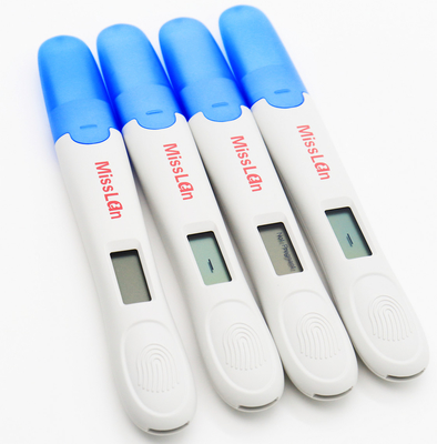 Resultado rápido de Kit With First Response Early do teste da gravidez clara de Digitas